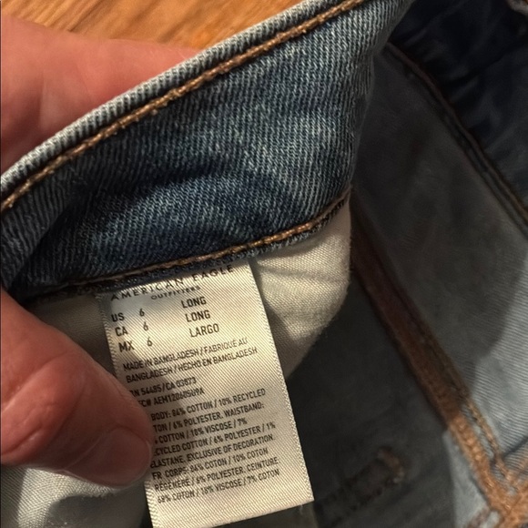 American Eagle Outfitters Women's High Rise Distressed Blue Jeans - Picture 3 of 13